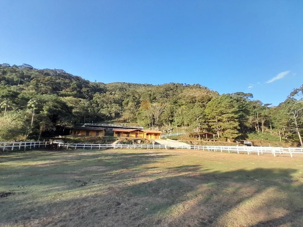 Imagem Haras para Venda em Teresópolis / RJ no bairro Córrego das Pedras