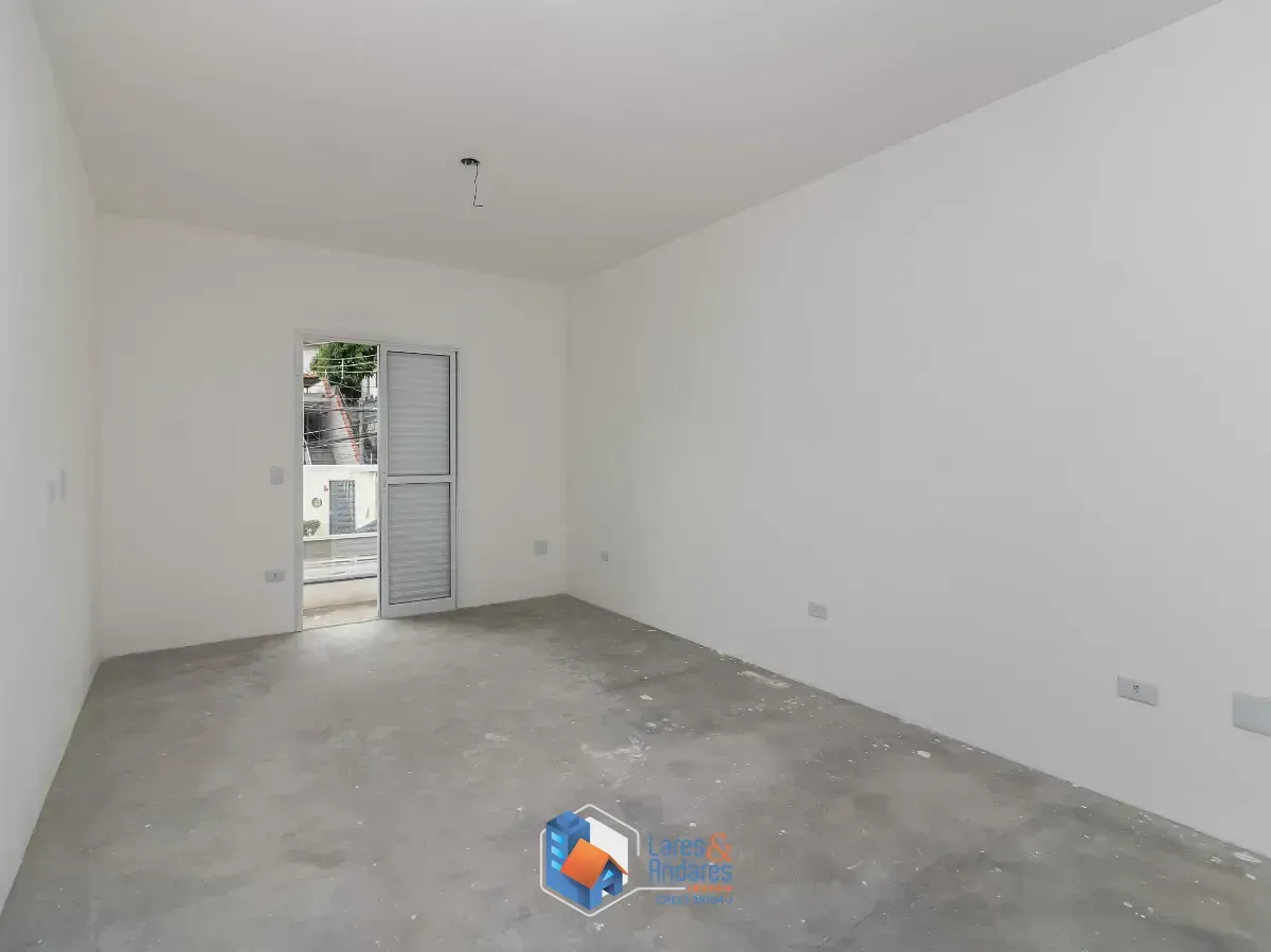 Imagem Sobrado para venda em Freguesia do Ó com 3 quartos, sendo 3 suítes, 181m²