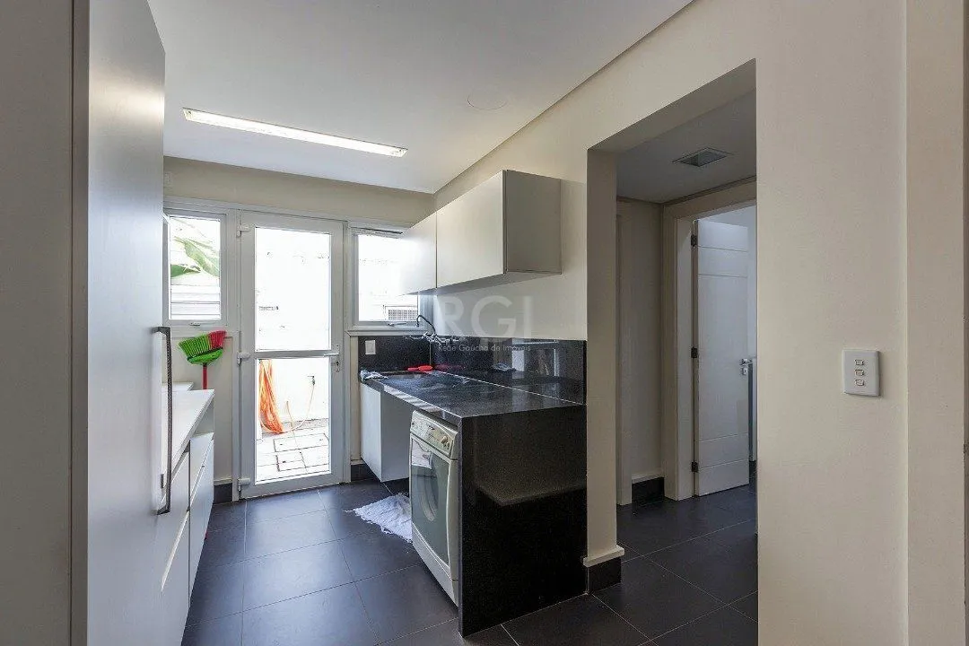 Imagem Casa Condominio para Venda - 664m², 4 dormitórios, sendo 4 suites, 4 vagas - Terra Ville