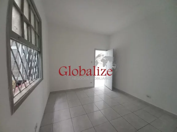 Imagem Apartamento térreo 2 dormitórios no bairro Vila Matias em Santos por R$ 300.000,00