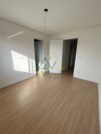 Imagem Sobrado em Condomínio à venda no Xaxim Curitiba PR