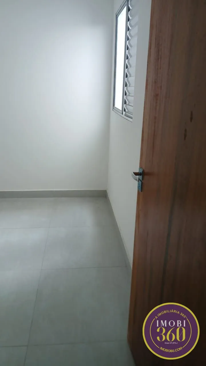 Imagem Apartamento com 2 Quartos e 1 banheiro à Venda Chácara Califórnia.
