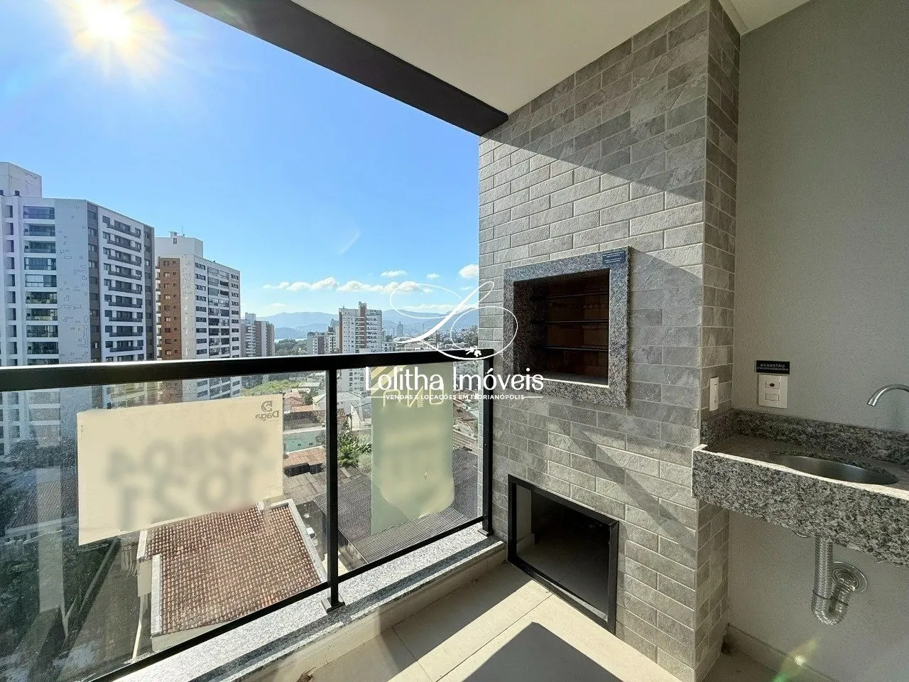 Imagem APARTAMENTO À VENDA COM 2 SUÍTES NA AGRONÔMICA, EM FLORIANÓPOLIS/SC