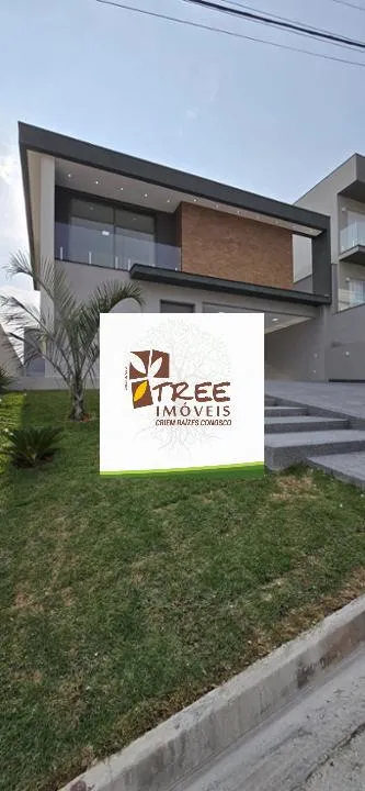 VENDA DE SOBRADO NOVO NO CONDOMÍNIO REAL PARK, EM ARUJÁ/SP, 300m² com 4 suítes amplas, suíte máster com hidro, área gourmet e piscina. CONSULTE-NOS.