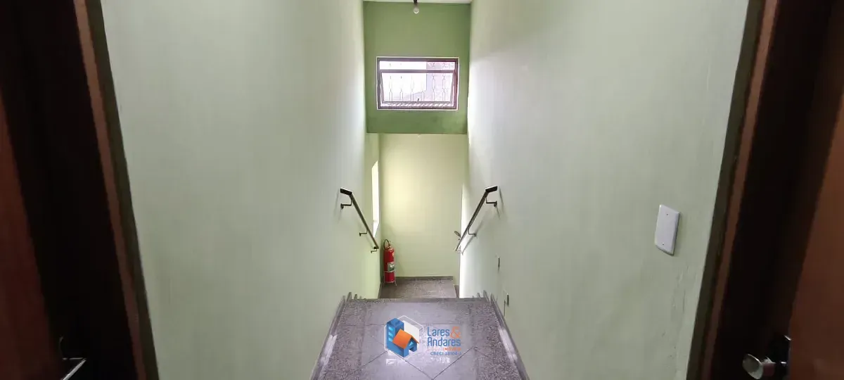 Imagem Loja de rua para venda em Jardim Ester Yolanda, 333m²