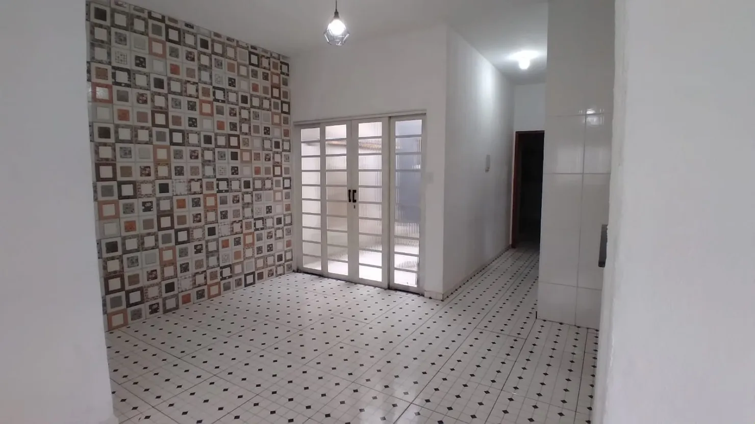 Imagem Casa à venda dois dormitórios sendo um suíte, Residencial Parque das Palmeiras, Pindamonhangaba, SP