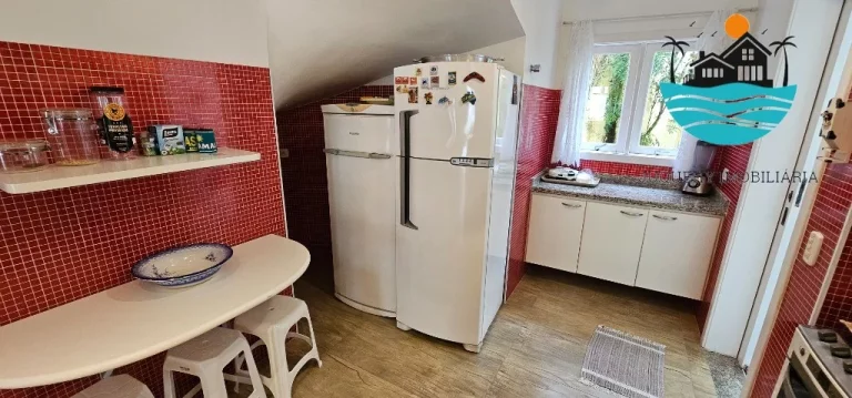 Imagem Alugar Casa anual em Juquehy em Condomínio Fechado - com 4 dormitórios, 2 suíte, 200m da praia - Acomodação máx. 10 pessoas | Juquehy Imobiliária