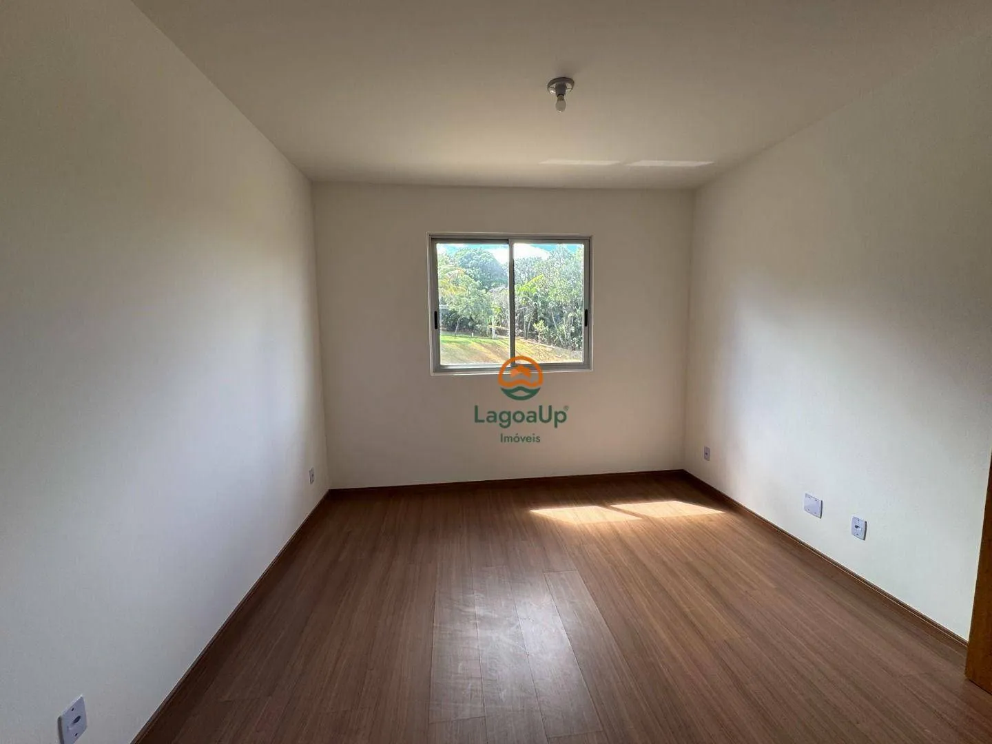 Imagem Casa com 4 dormitórios à venda, 186 m² por R$ 1.300.000 - Condomínio Quintas do Altíssimo - Lagoa Santa/MG