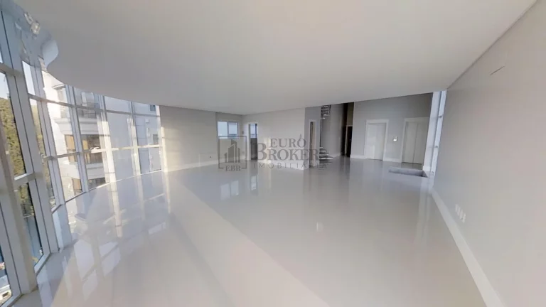 Imagem Cobertura duplex com 6 suítes e vista mar em Balneário Camboriú.