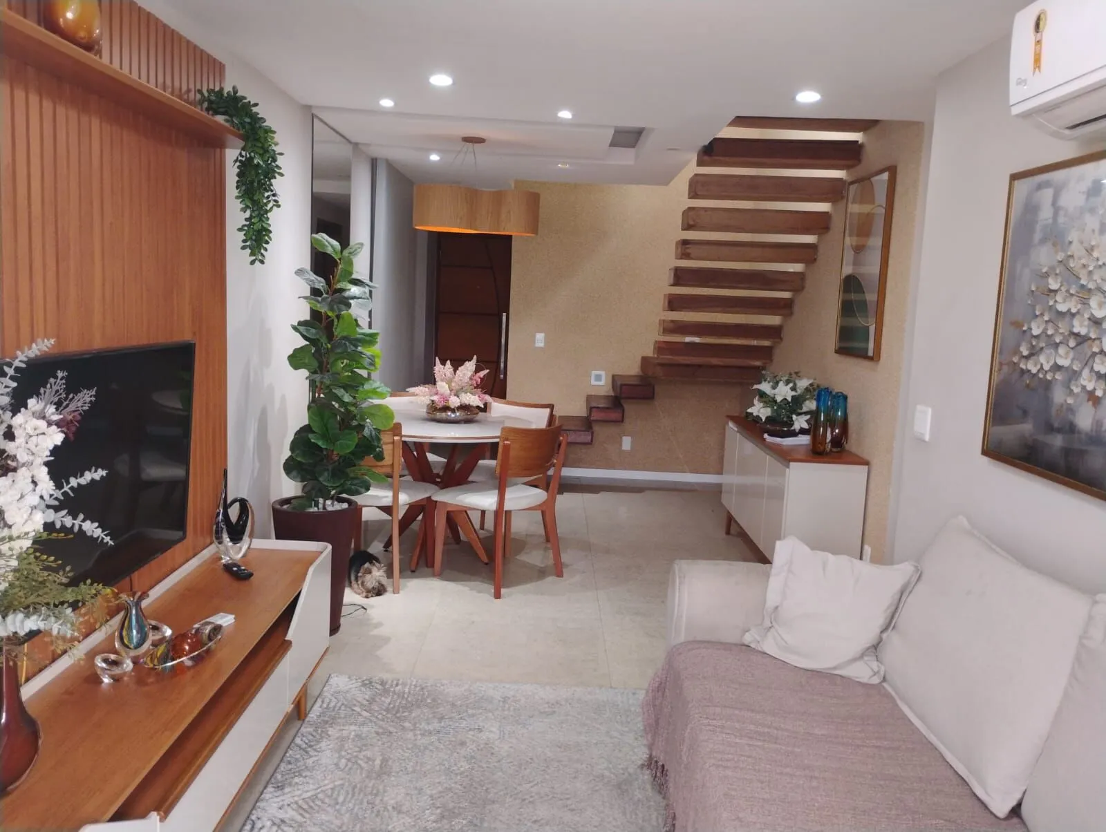 Imagem Apartamento à venda no bairro Vila Valqueire em Rio de Janeiro/RJ