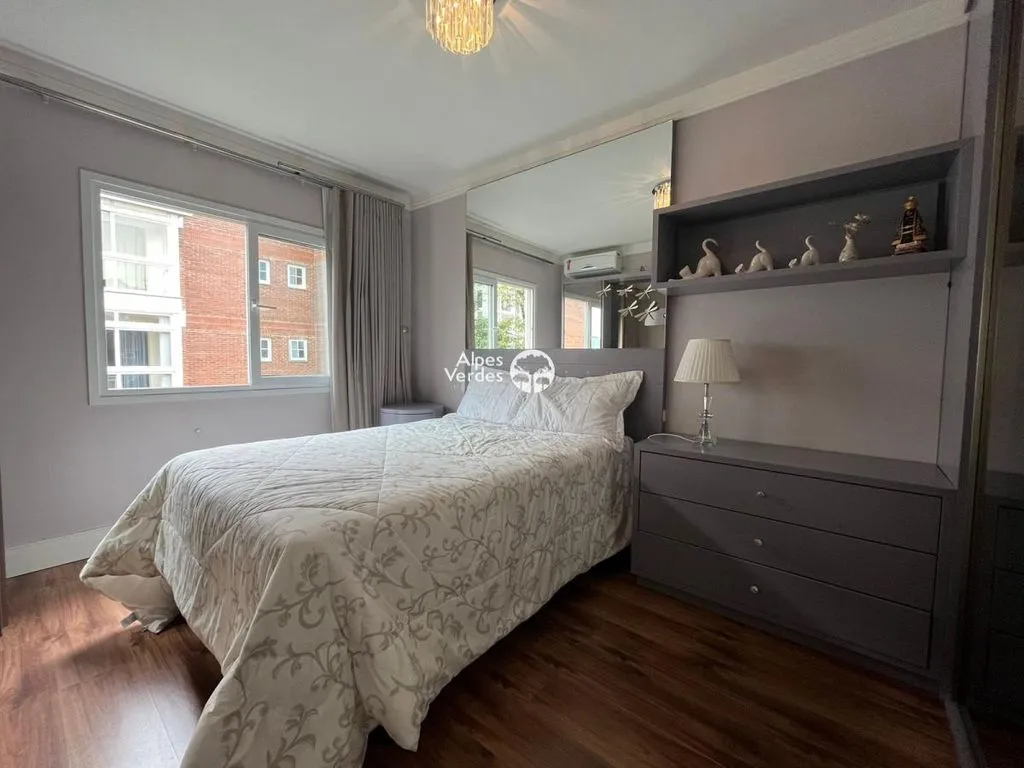 Imagem Vende-se apto no centro de Gramado- 2 Quartos- R$2.100.000,00