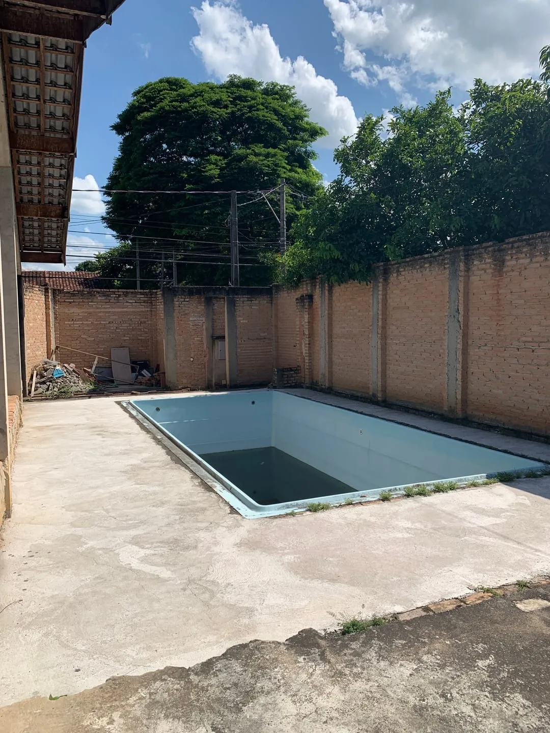 Imagem Casa à venda 3 Quartos, 2 Suites, 4 Vagas, 600M², Jardim Santa Cecília, Pindamonhangaba - SP