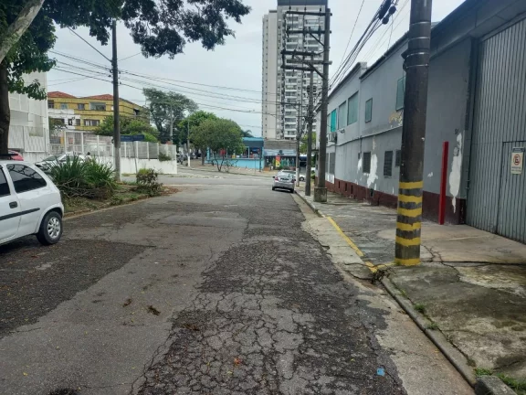 Imagem Terreno com 400m² de área, à 100 metros da Av. Prof. Francisco Morato