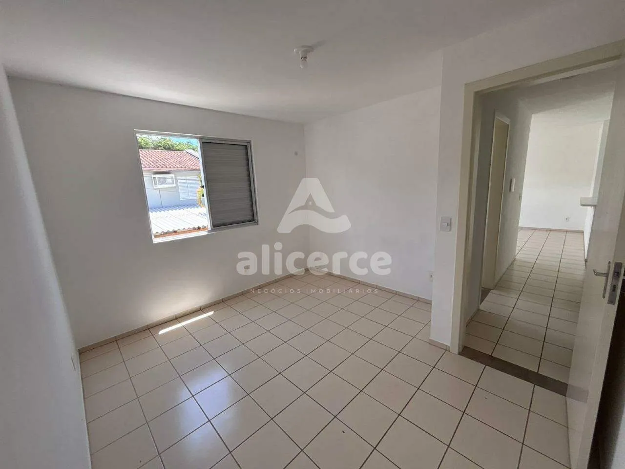 Imagem Apartamento à venda com 3 quartos , 57m² em Sertão do Maruim São José