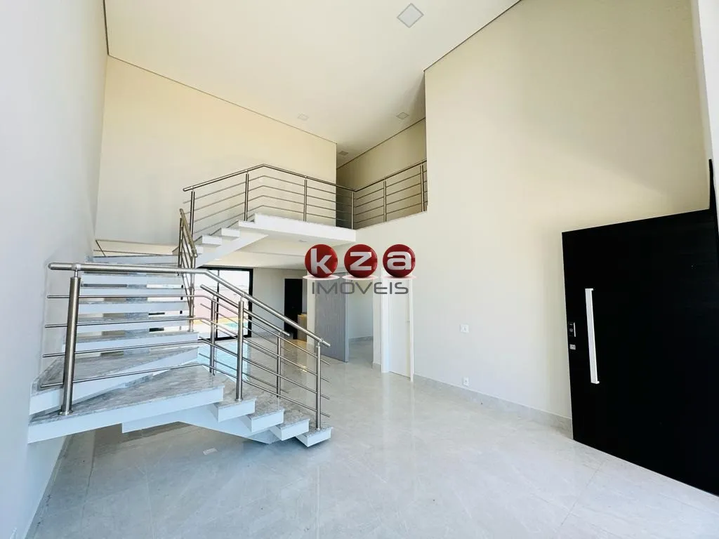 Imagem Imperdível casa em condomínio à venda em Valinhos-SP, Vila Capuava: 3 quartos, 3 suítes, 3 salas, 5 banheiros, 4 vagas de garagem, 280,00 m²!
