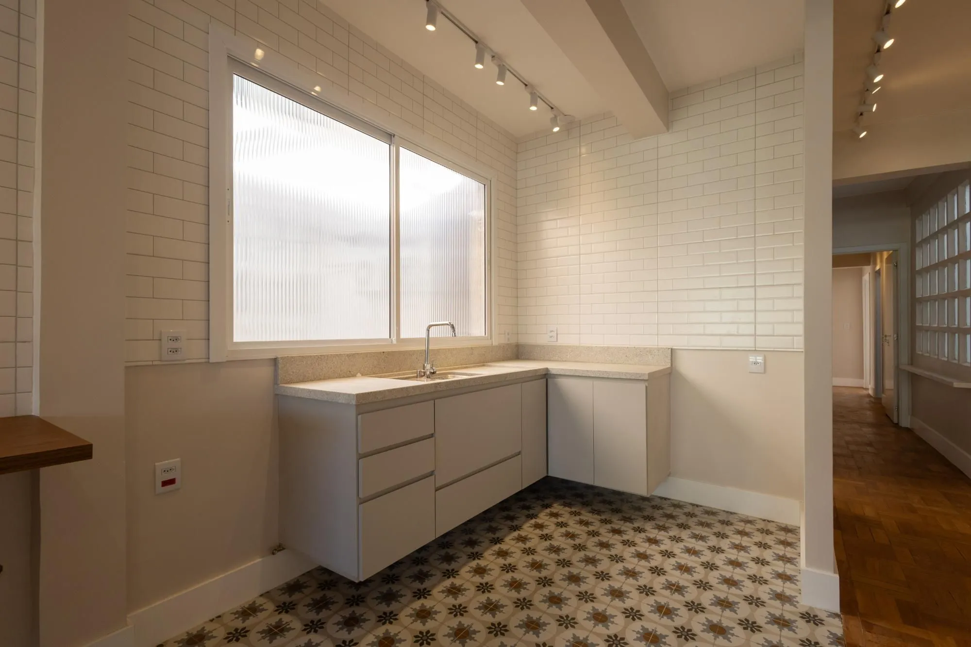 Imagem Apartamento totalmente reformado de 140m2 com vaga no Bom Fim