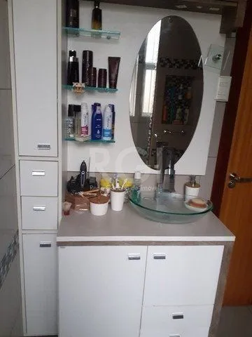 Imagem Casa para Venda - 80m², 2 dormitórios, 1 vaga - Medianeira