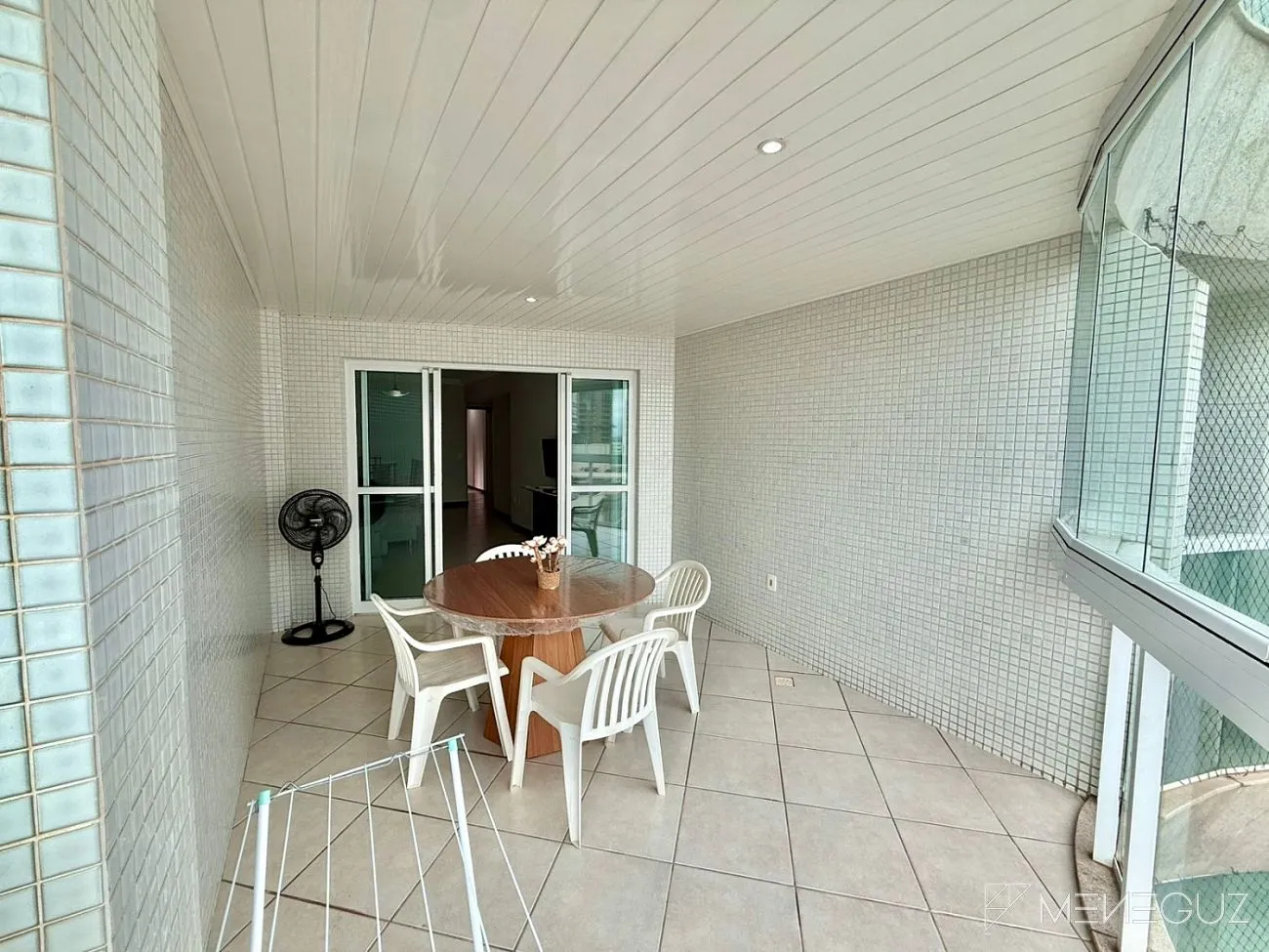Imagem Apartamento 3 Quartos frente mar mobiliado.