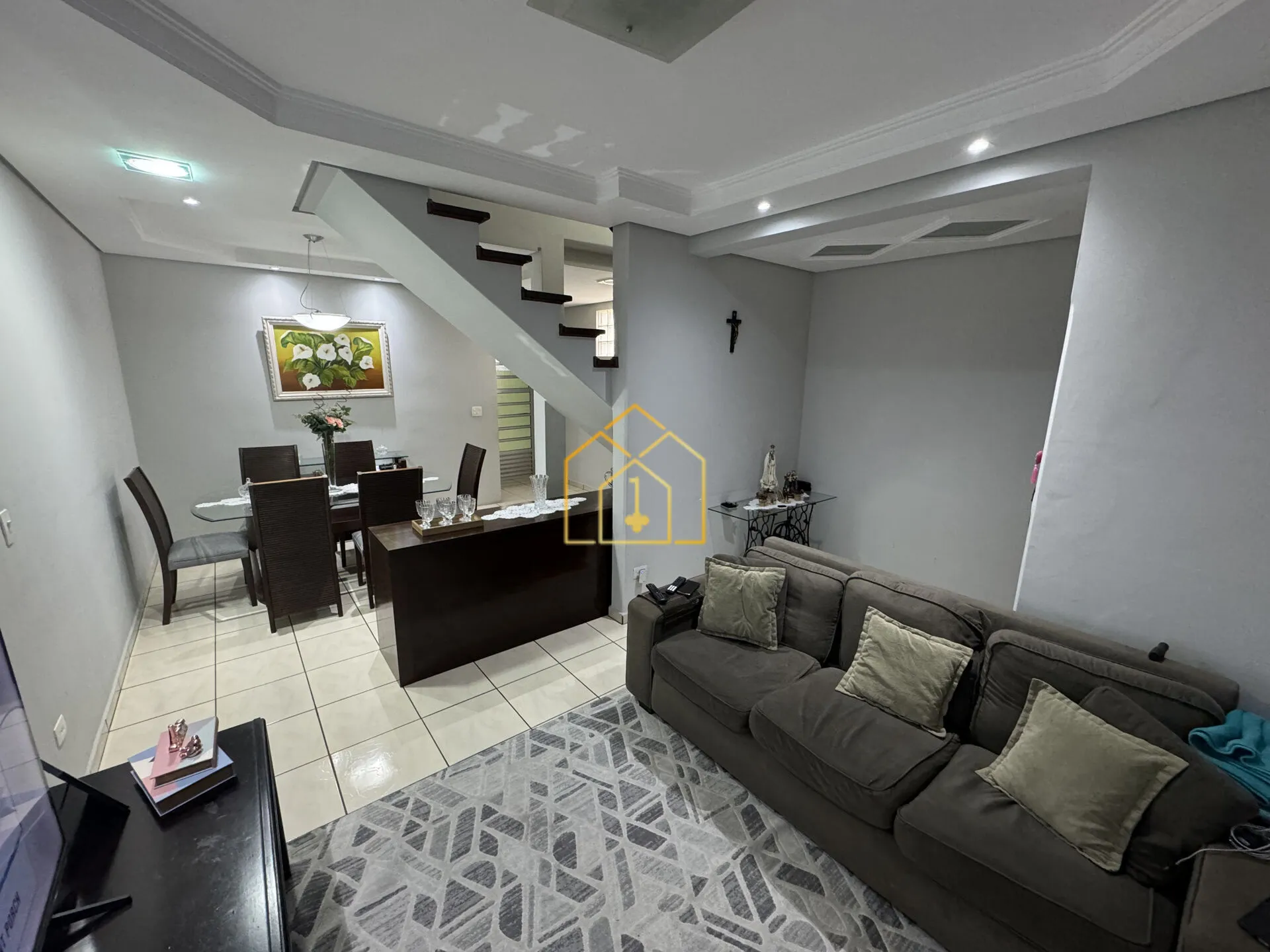 Foto do imóvel Sobrado à venda 177 m² 3 quartos 1 suíte 2 vagas | Jardim Stella - Santo André - SP