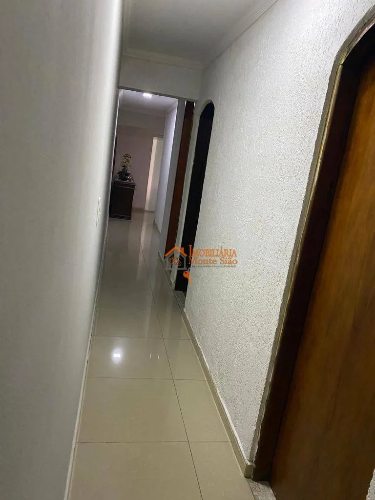 Imagem Sobrado com 6 dormitórios à venda, 300 m² por R$ 900.000,00 - Vila Nova Bonsucesso - Guarulhos/SP