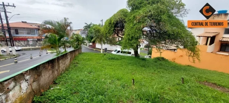 Imagem TERRENO EM ITAPUÃ