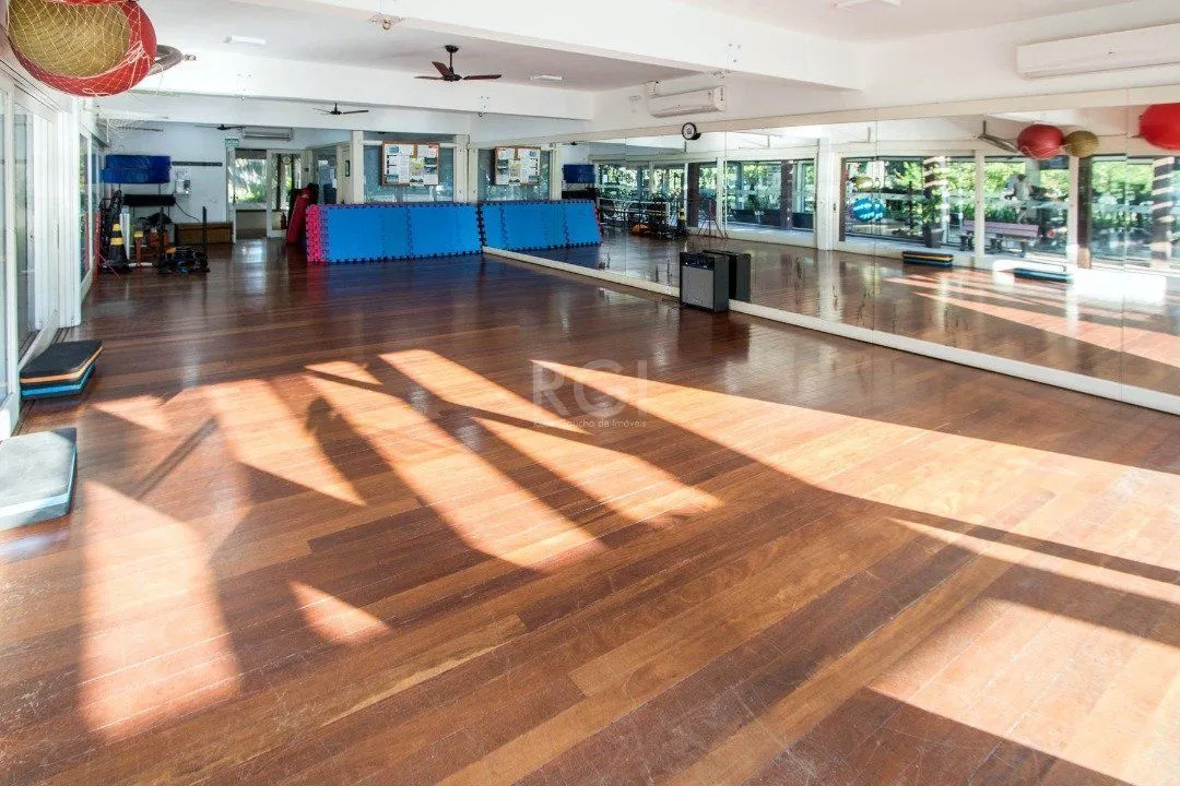 Imagem Terreno plano de 1000m² está localizado no conceituado condomínio Terra Ville