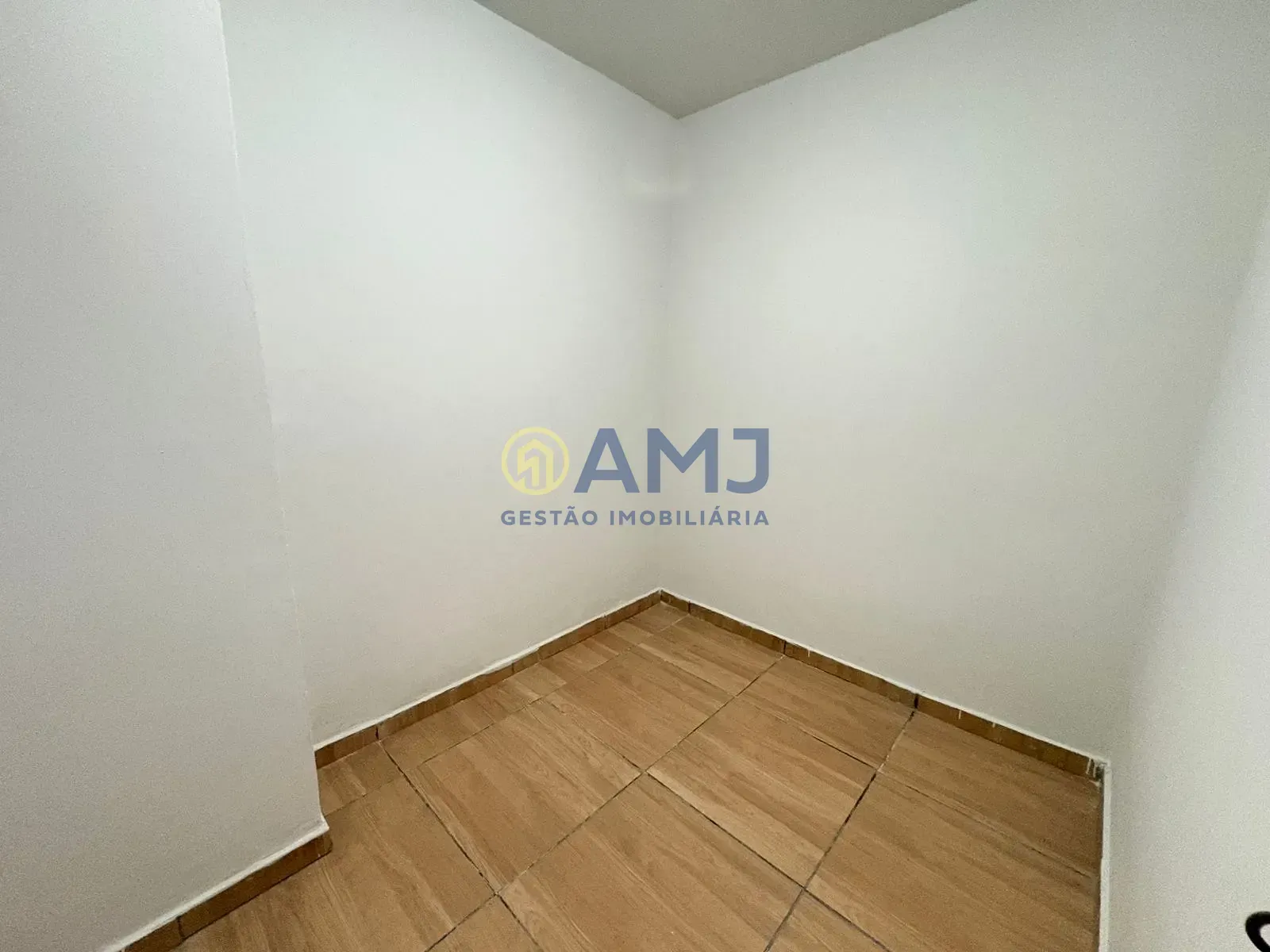 Imagem Apartamento à Venda no Res. Águas Claras - Av. Consolação