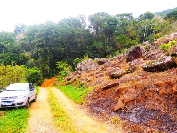 Imagem Terreno à venda em Garopaba-SC, bairro Macacu, 46.578,61m², com vista para Lagoa e Mar!