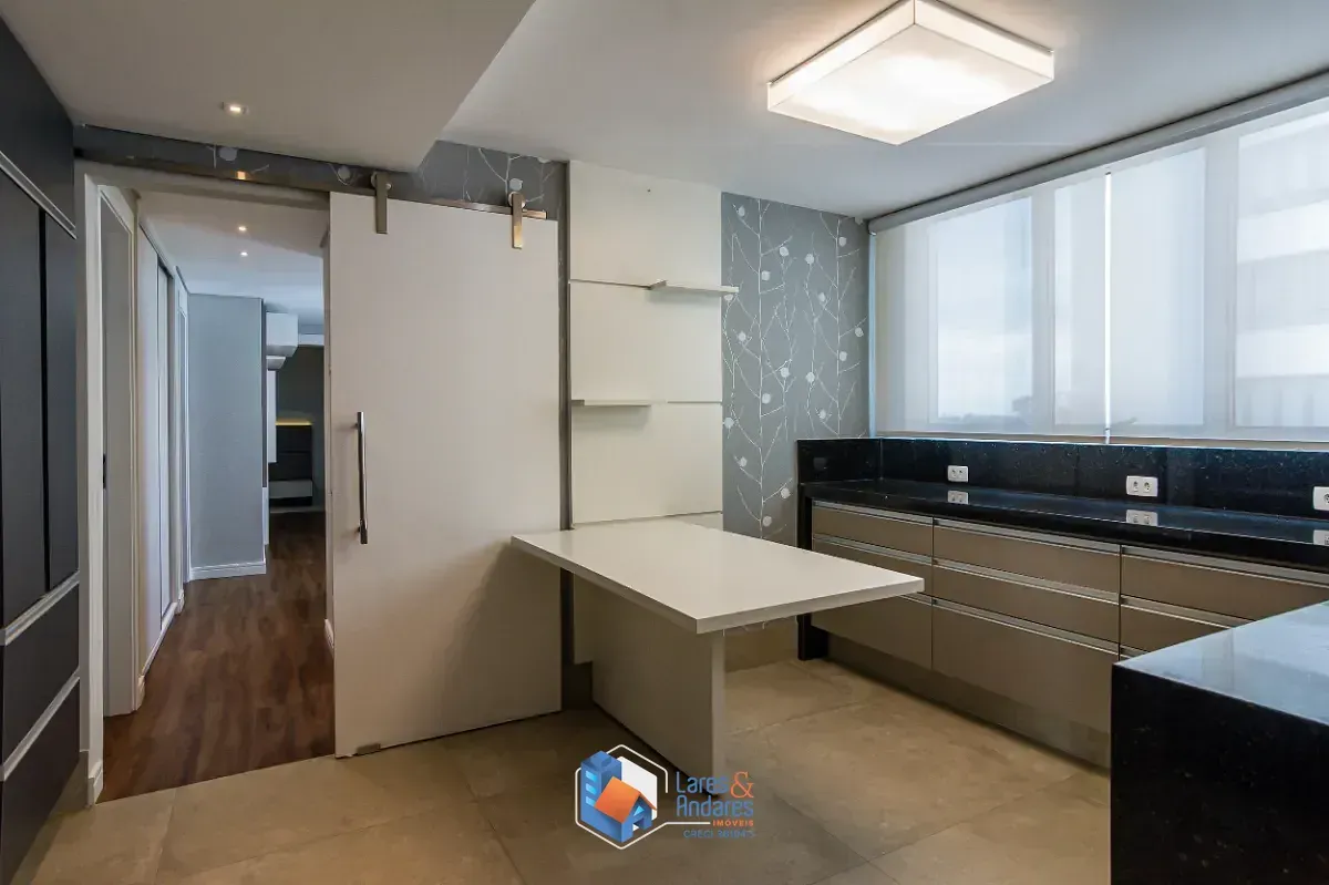 Imagem Apartamento para venda em Morumbi com 3 quartos, sendo 2 suítes, 159m²