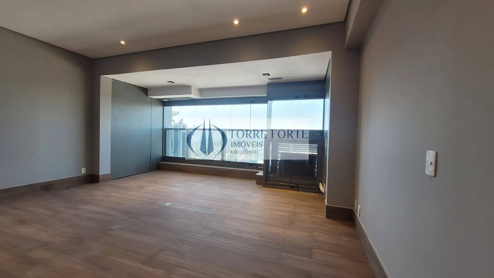 Imagem Studio com 42 m², 1 dormitório 1 banheiro 1 vaga de garagem, bem localizado