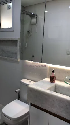 Imagem Apartamento de frente com vista para pomar, churrasqueira na varanda