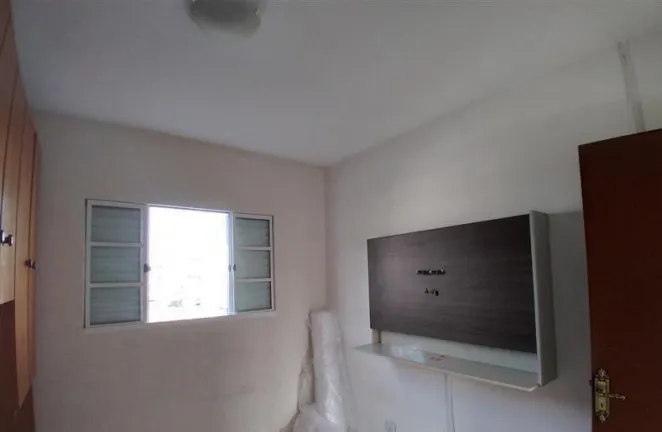 Imagem Casa com 2 Quartos para Alugar, 60 m² em Vila Guaca - São Paulo