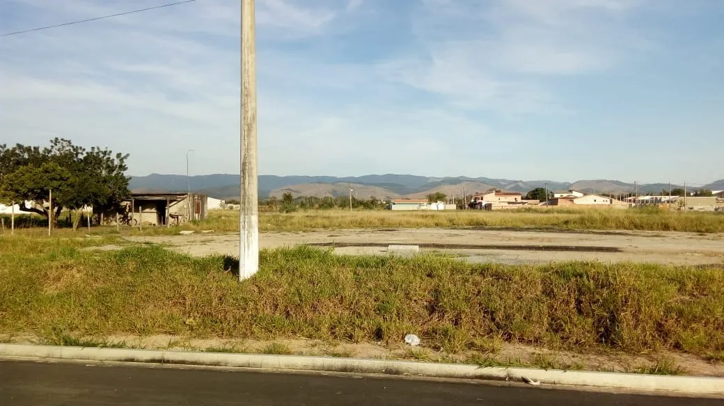 Foto do imóvel Terreno para Locação 390M², Conjunto Habitacional Terra dos Ipês W, Pindamonhangaba - SP