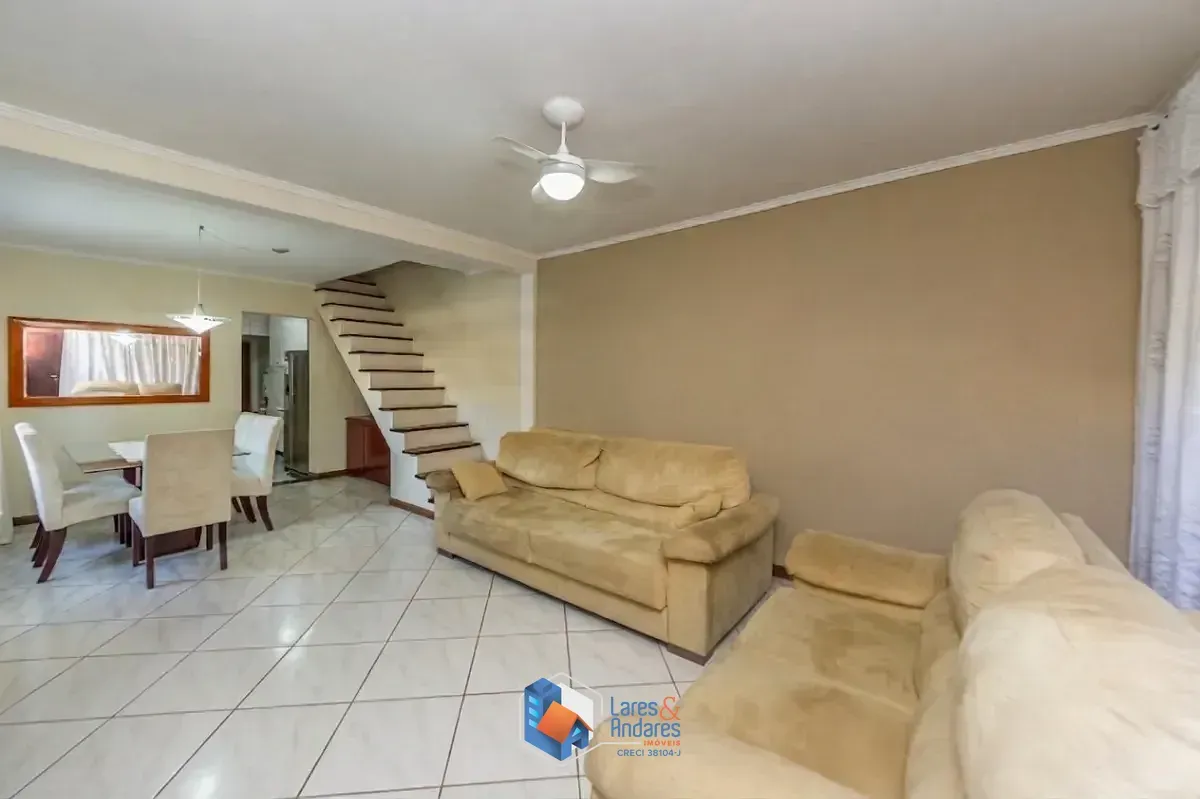 Foto do imóvel Sobrado para venda em São Judas com 4 quartos, sendo 1 suíte, 202m² em Rua Professor Aprígio Gonzaga