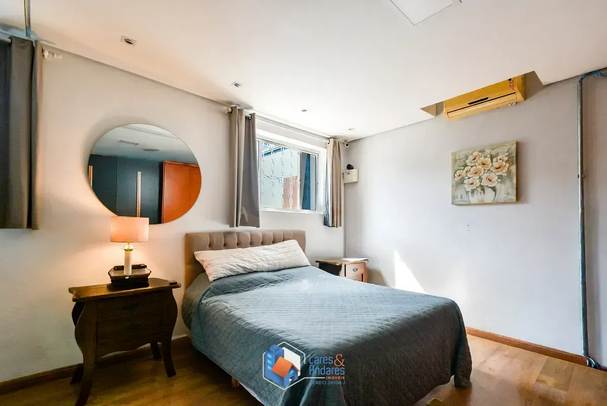 Imagem Casa para venda em Butantã com 3 quartos, sendo 1 suíte, 288m²