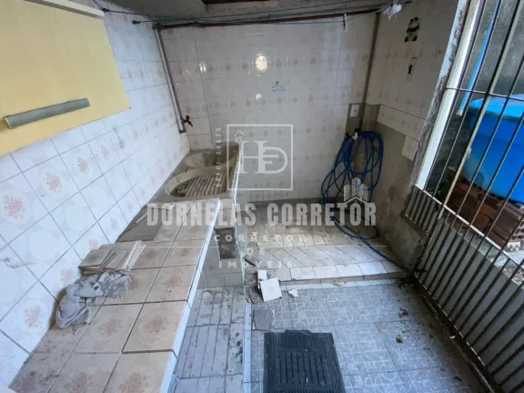 Imagem Mais Espaço para Sua Família - Casa Térreo e 1º Andar em Excelente Localização!