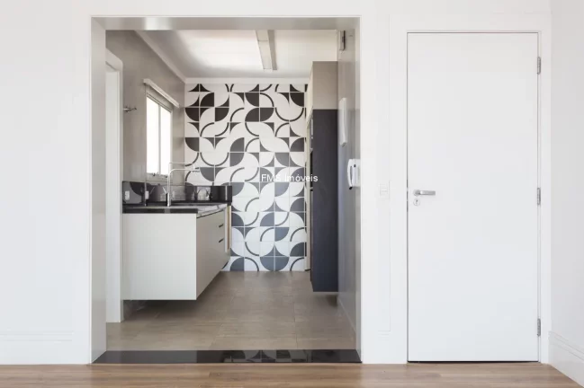 Imagem Cobertura à venda em Moema com 1 suíte, 2 vagas, 182m².