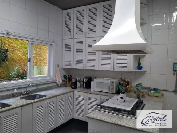 Imagem Um Sonho de Casa no Miolo da Granja Viana!
