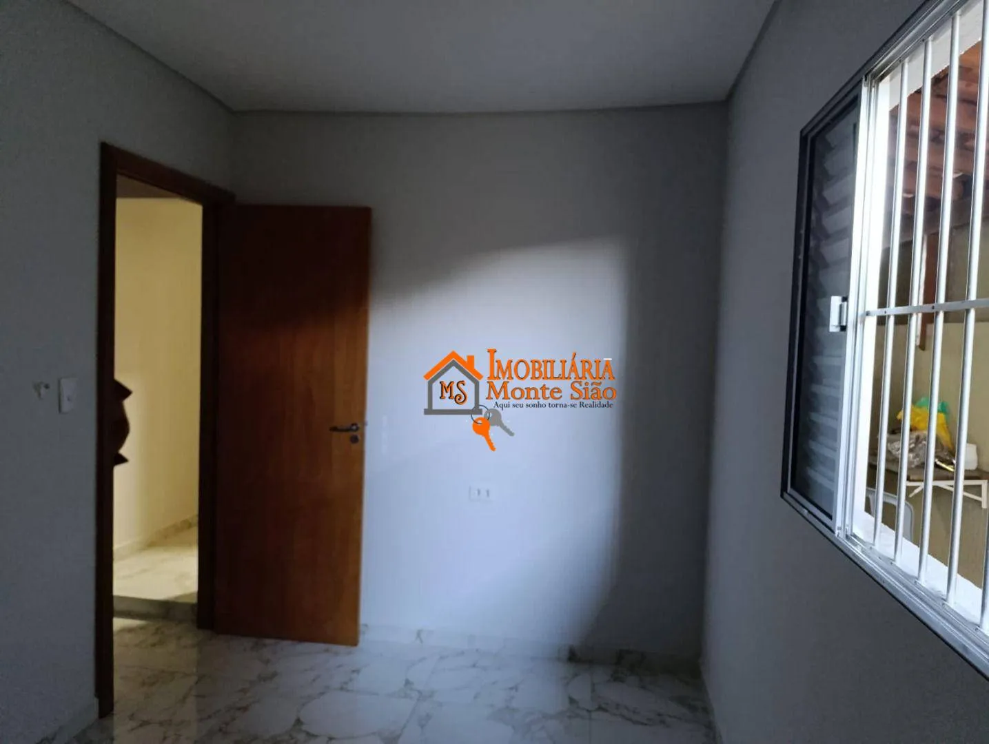 Imagem Sobrado com 6 dormitórios à venda, 250 m² por R$ 630.000,00 - Vila Rio de Janeiro - Guarulhos/SP