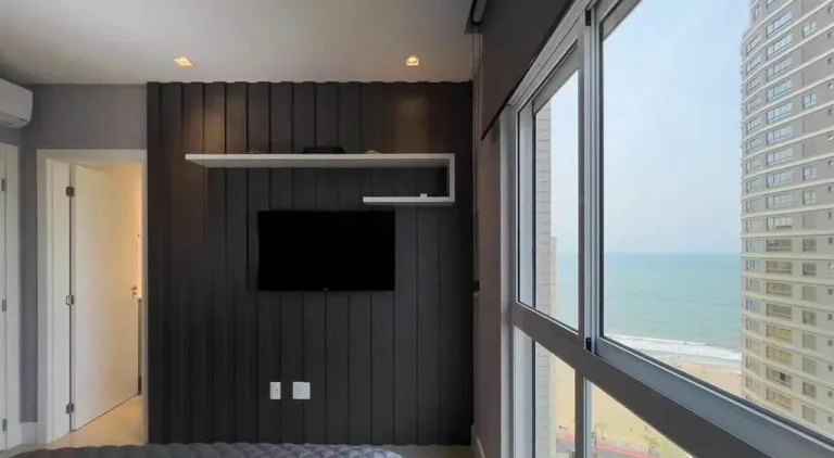 Imagem Apartamento com 4 dormitórios à venda sendo 4 suítes, 151.0 m² por - R$ 4.650.000,00 - Barra Sul - Bal. Camboriú/SC