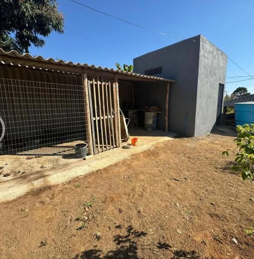 Imagem Vende-se excelente sítio em Itaguara/MG , com 6.000 m² de terreno.