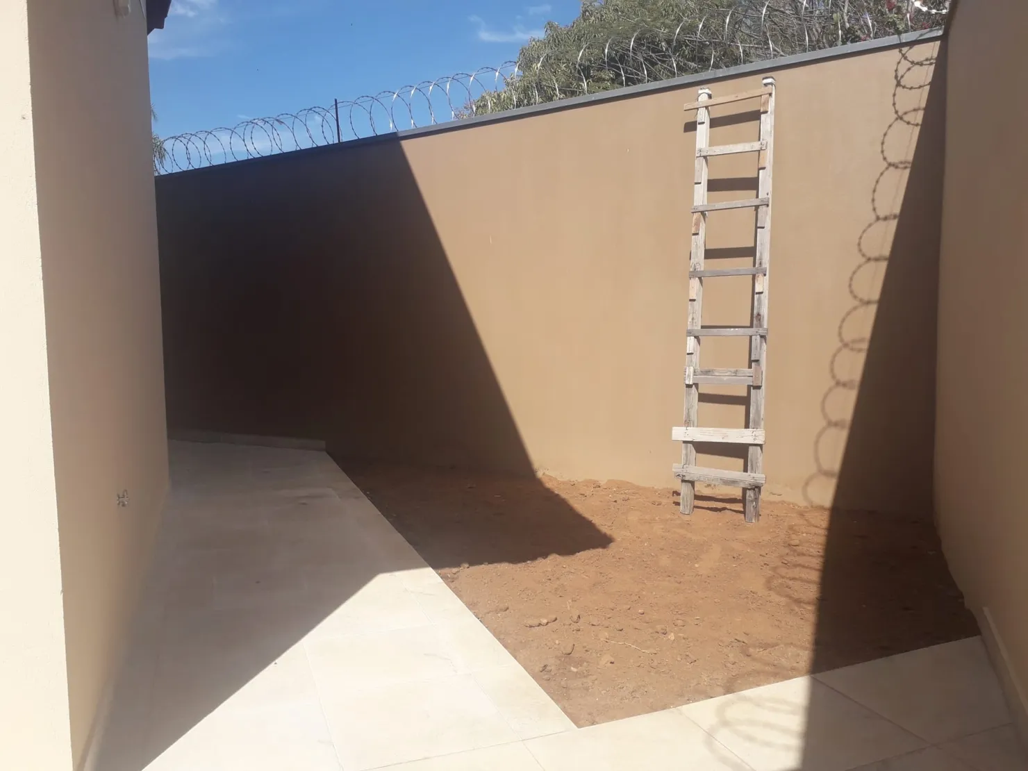 Imagem Casa à venda 3 Quartos, 1 Suite, 4 Vagas, 373.13M², Parque São Luís, Taubaté - SP | Residencial Jatobá