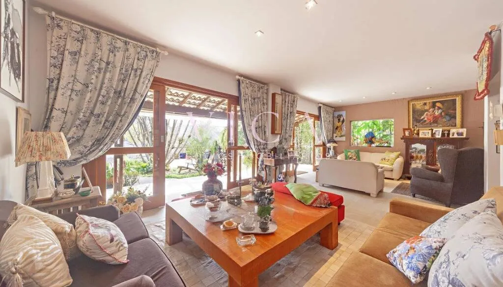 Imagem Casa 320m² 3 dormitórios 3 vagas venda R$ 2.899.000,00 - Alphaville/SP