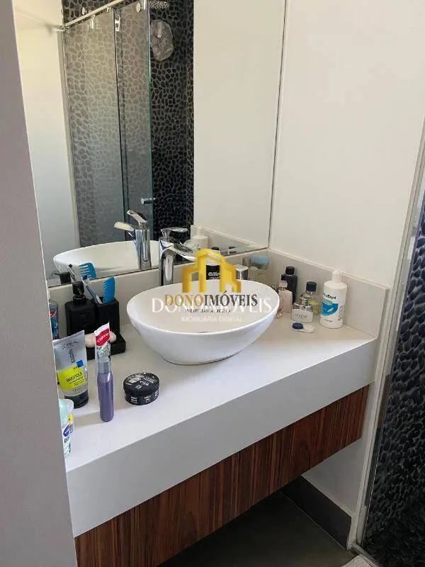 Imagem Apartamento 117 m² na Av. Portugal | 3 Dorms | 1 Suíte