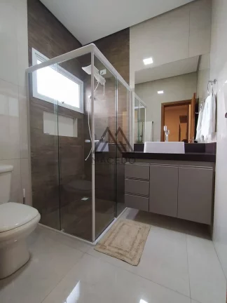 Imagem Encantadora casa térrea no Ninho Verde II - Aceita Financiamento