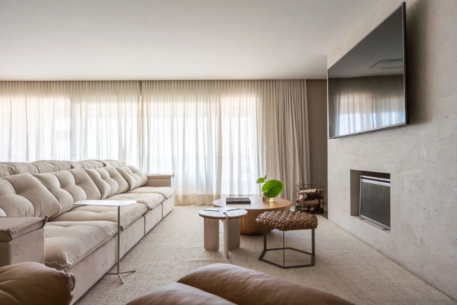 Imagem Cobertura para Venda - 483.85m², 3 dormitórios, sendo 3 suites, 4 vagas - Vila Assunção