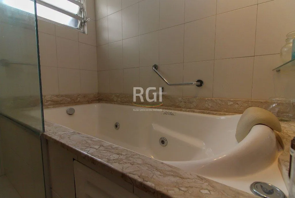 Imagem Cobertura para Venda - 240m², 3 dormitórios, sendo 1 suites, Rio Branco