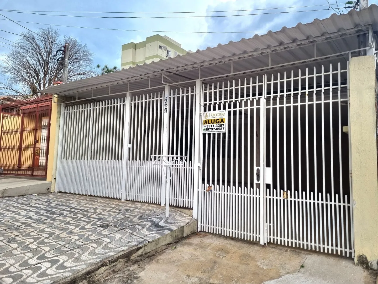 Foto do imóvel Casa à venda 4 Quartos, 1 Suite, 3 Vagas, 217.5M², Chácara Galega, Pindamonhangaba - SP