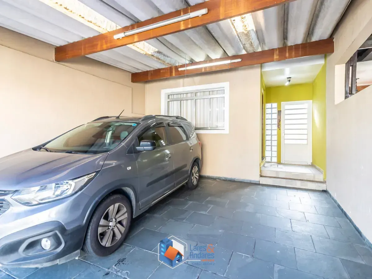 Imagem Casa para venda em Jardim Peri com 3 quartos, sendo 1 suíte, 216m²