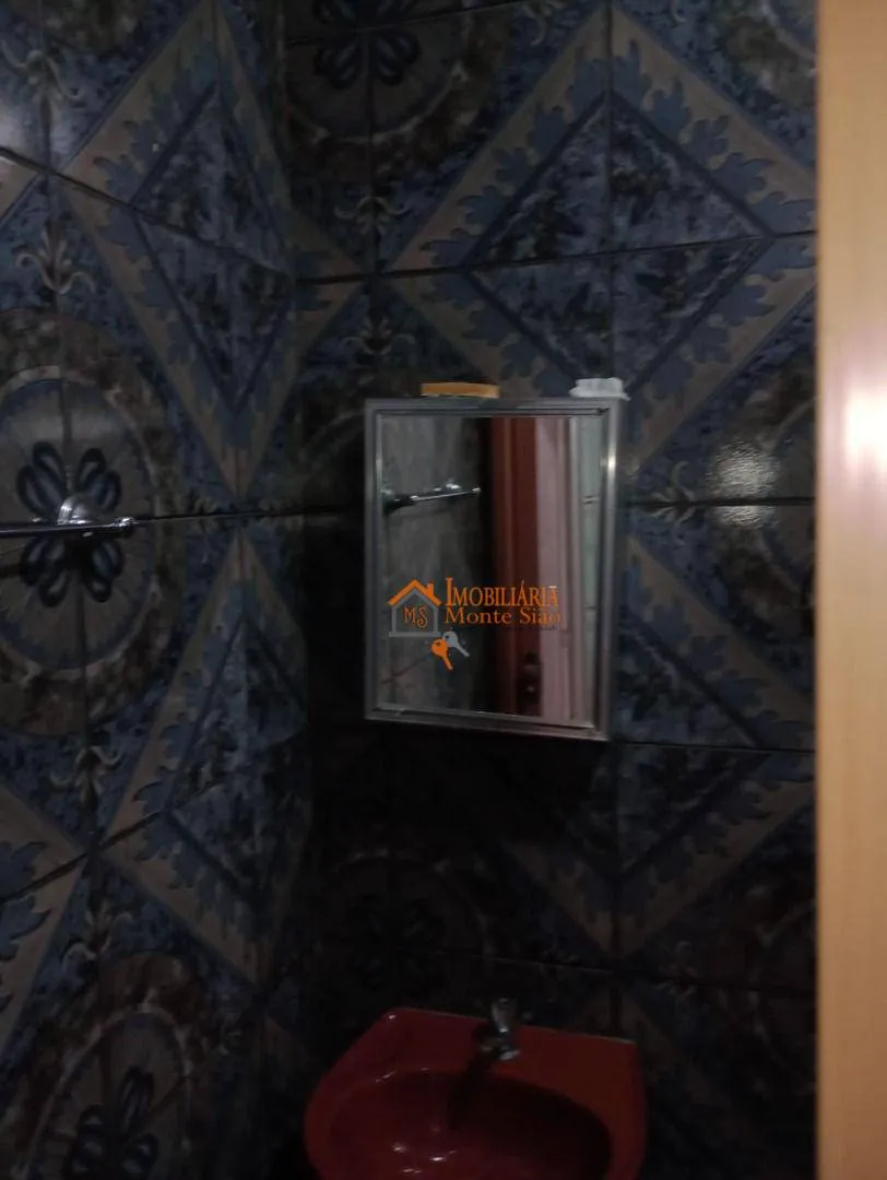 Imagem Casa com 3 dormitórios à venda por R$ 318.000,00 - Água Chata - Guarulhos/SP